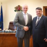 вицепремиерът зафиров