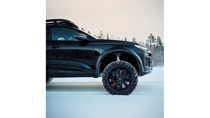 audi q6 e tron offroad 1