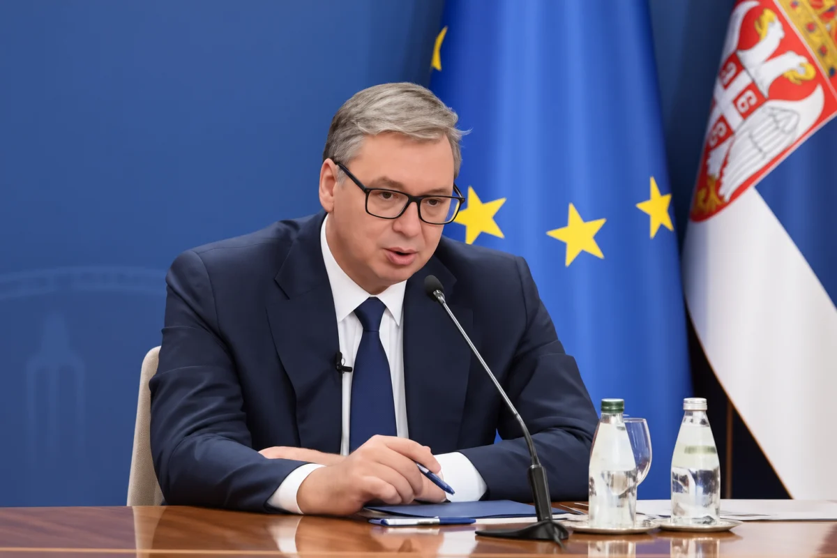 Борис Тадич отново срещу Вучич 5 av