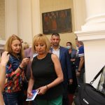 Консултации ИТН и Изправи се Мая Манолова