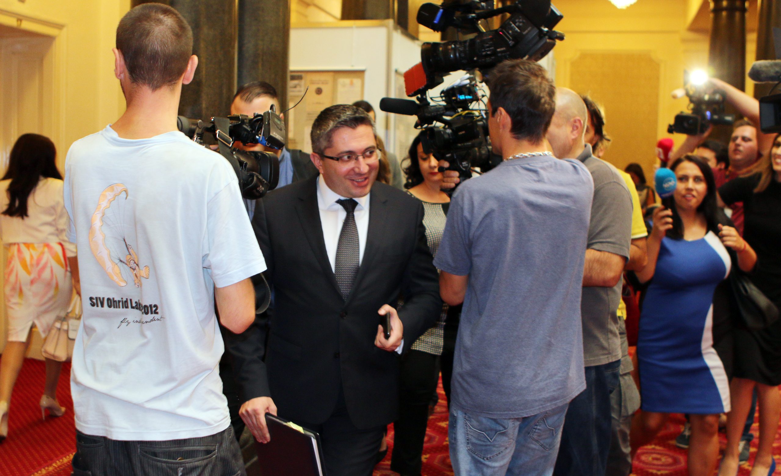 Парламент Николай Нанков
