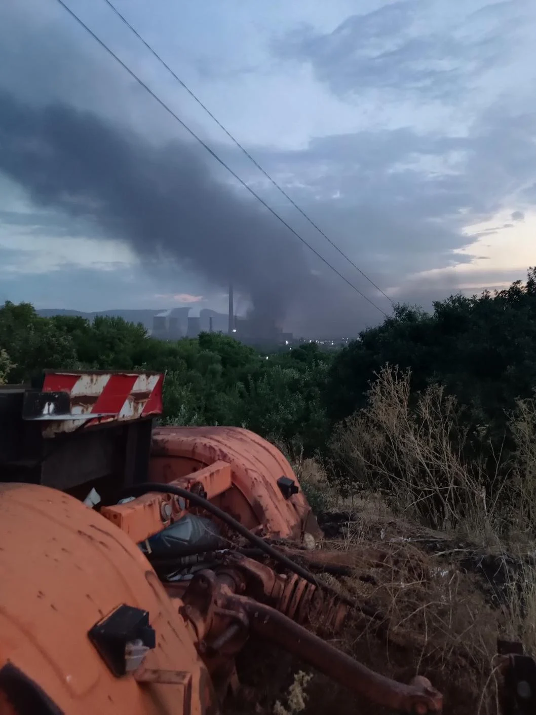 Проверяват качеството на въздуха край ТЕЦ "Бобов дол" след пожар