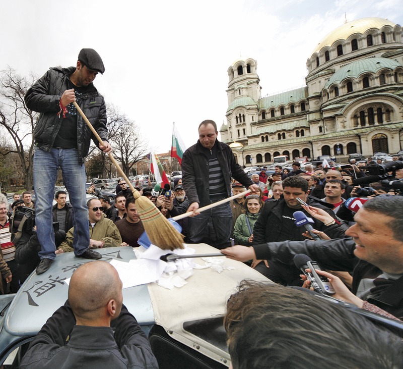 Народът е изключително изобретателен по време на протести