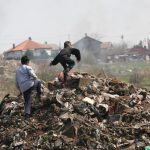 сметище бунище цигани боклуци