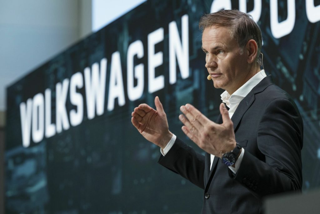 Volkswagen ще продължи да орязва разходите, има нова стратегия за Китай