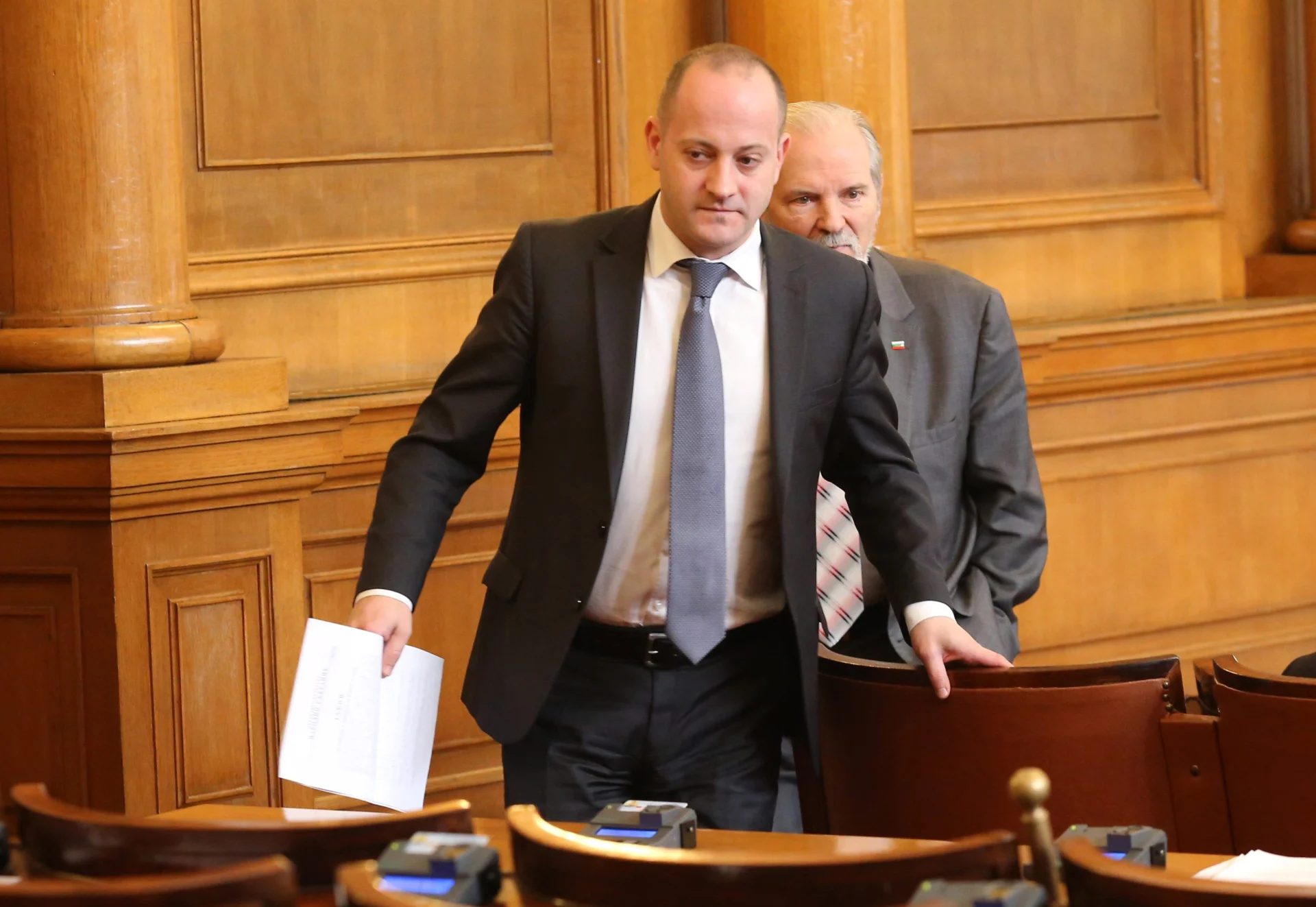 Парламент - Радан Кънев