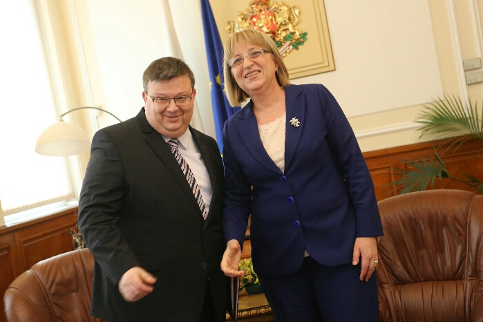 Цацаров и Цачева