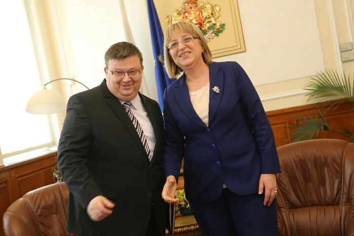 Цацаров и Цачева