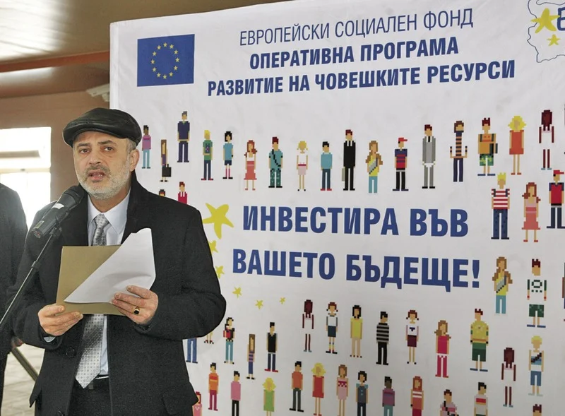 Поръчките на министър Тотю Младенов също са апетитна хапка за рекламните и пиар агенции.