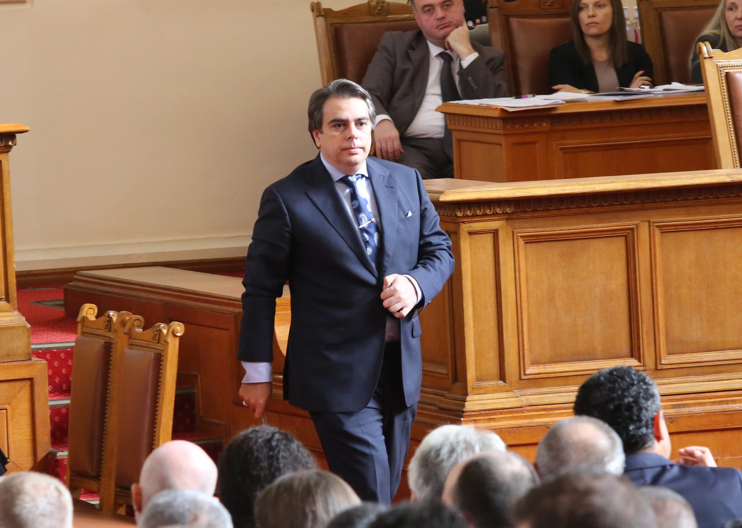 Парламент заседание Асен Василев