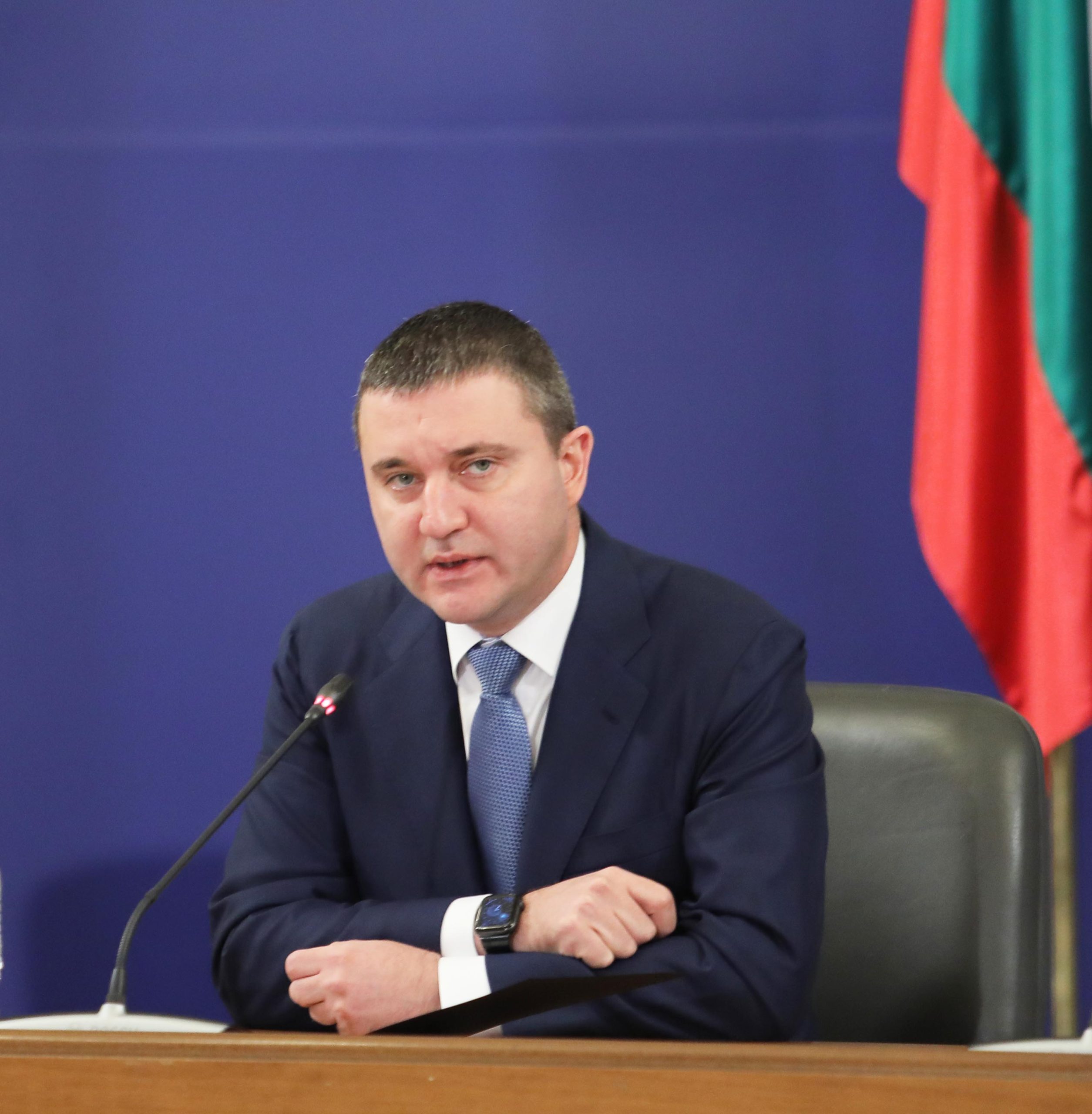 Министерски съвет брифинг Владислав Горанов