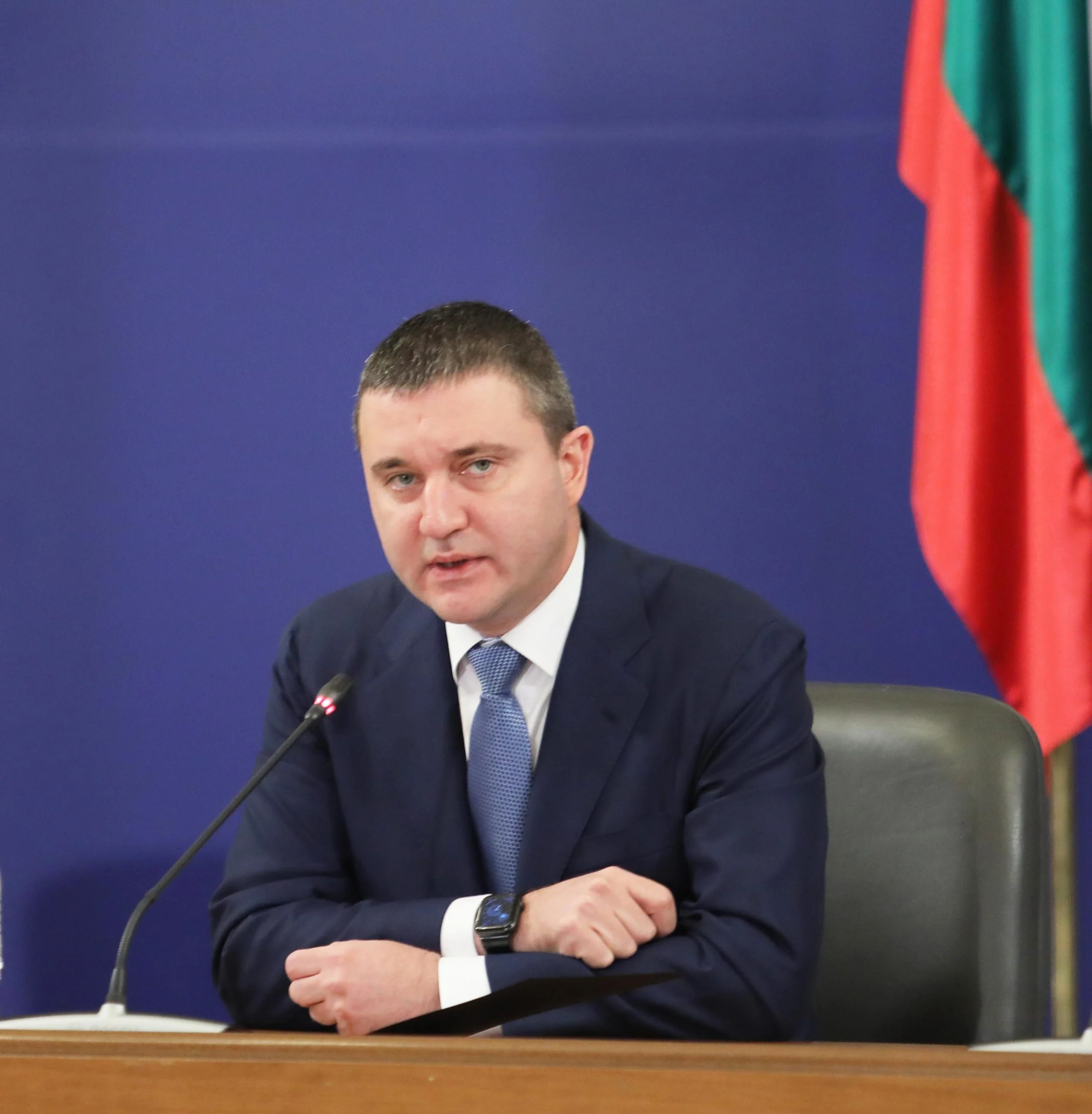 Министерски съвет брифинг Владислав Горанов