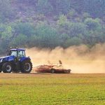 Много важна причина за растеж на цените на земеделската земя е комасацията на отделните имоти.