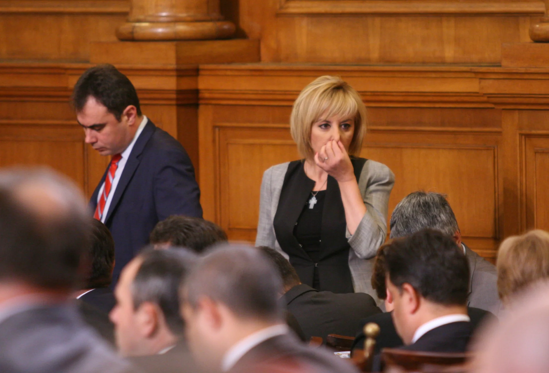 Парламент Жельо Бойчев БСП Мая Манолова БСП