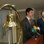 БФБ служебните министри на икономиката и енергетиката Теодор Седларски и Николай Павлов заедно с ръководството на Българска фондова борса-София официален старт на инициативата „Ден за акции“ в в Българска Фондова Борса- София