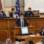 Парламент Смяна на министър на отбраната Кирил Петков