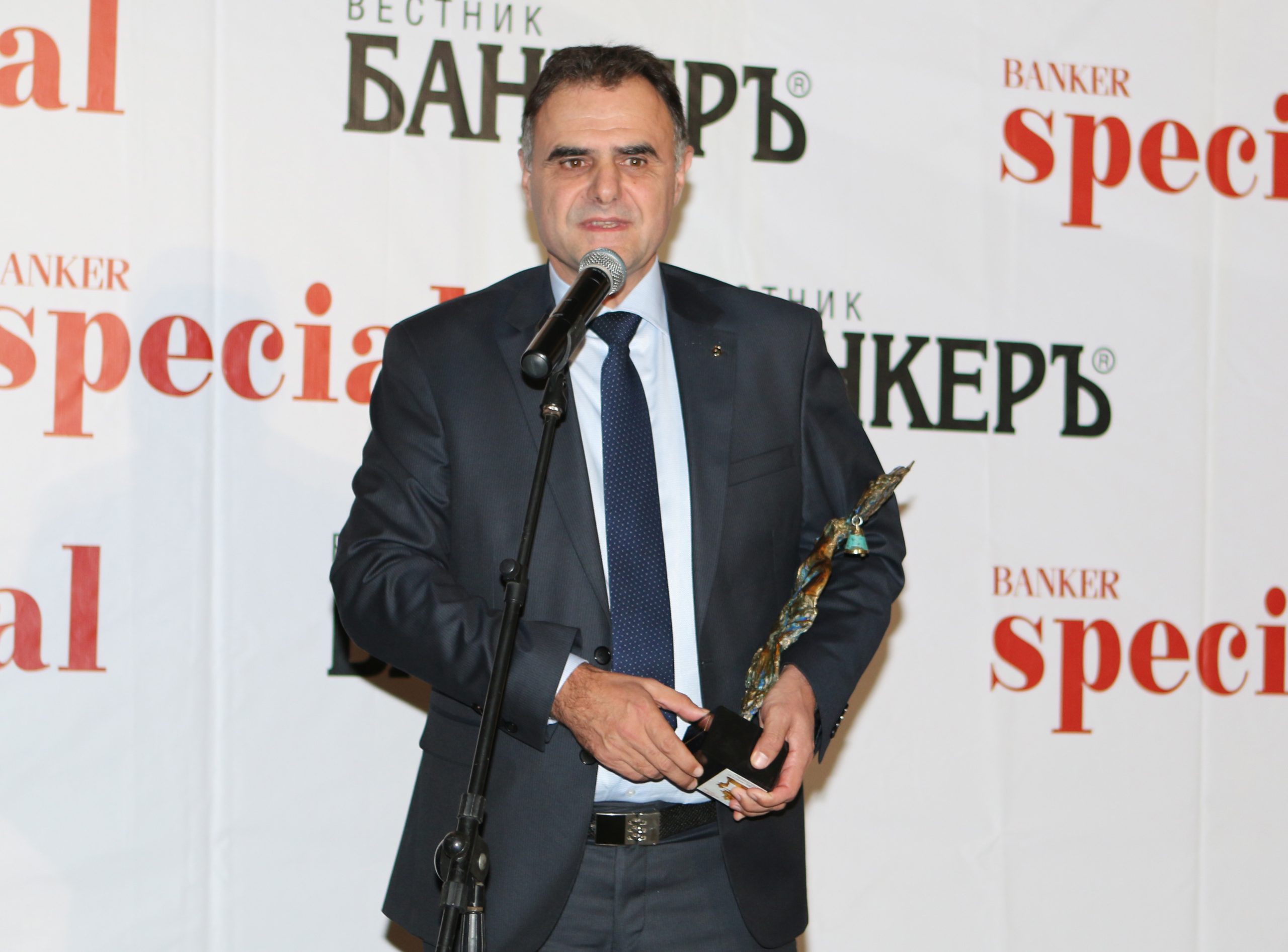 Банкер на годината Валентин Гълъбов - изпълнителен директор и председател на управителния съвет на Ти Би Ай банк