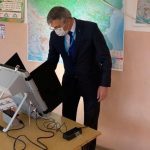 Мустафа Карадайъ гласува