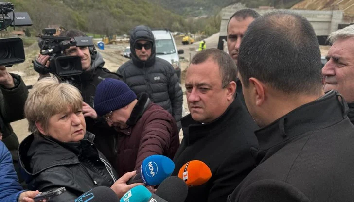 Иван Иванов