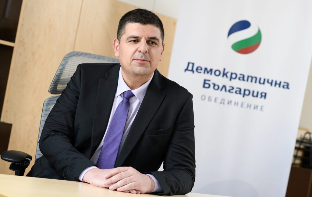 ДБ: Сред обявените от държавата 4400 имота за продан има такива, които се готвят за така наречените “наши хора”