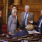 Парламент: Янаки Стоилов