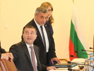 Министерски съвет   Владислав Горанов Валери Симеонов Екатерина Захариева
