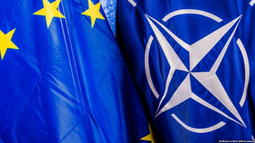 НАТО и ЕС поздравиха България за националния ѝ празник