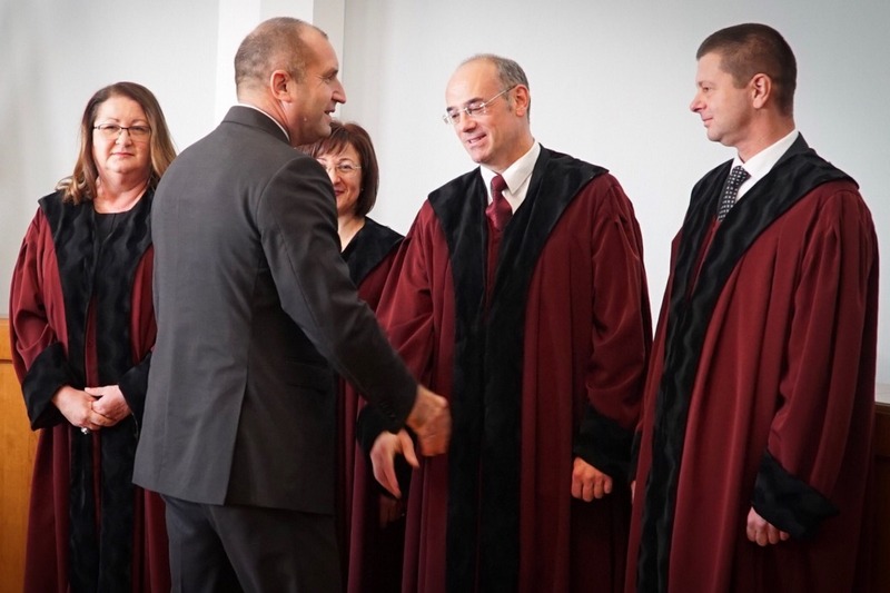 КС