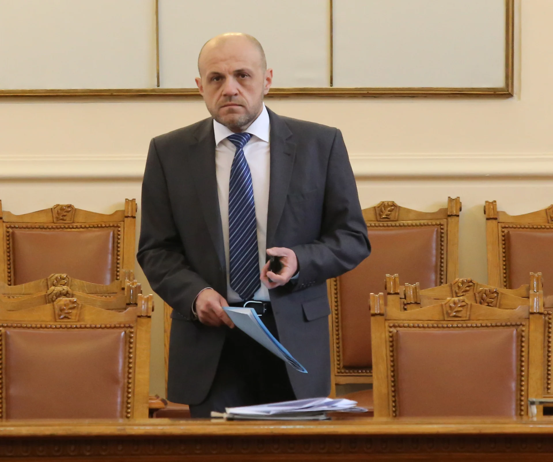Парламент Томислав Дончев вицепремиер