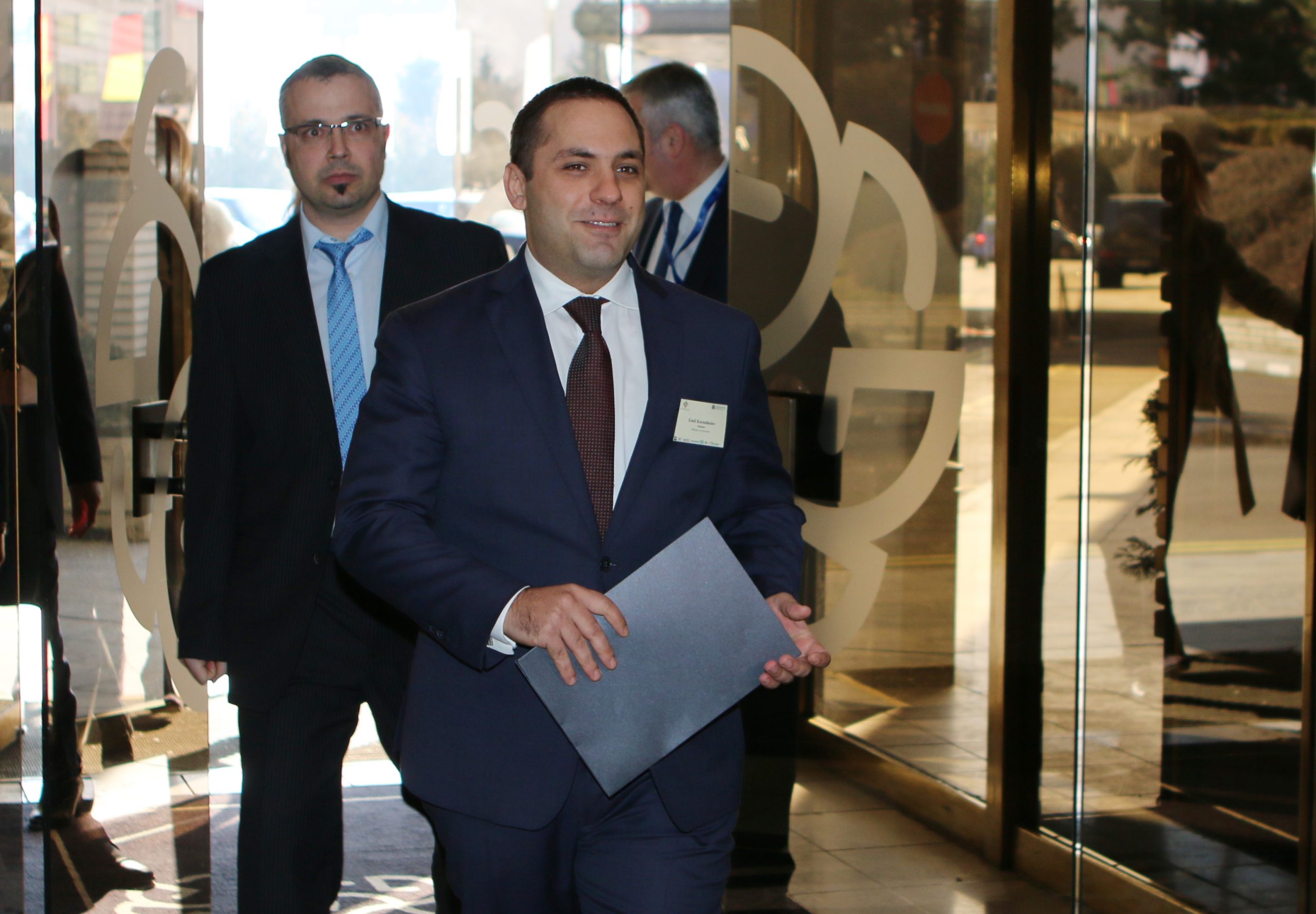 Министърът на икономиката Емил Караниколов