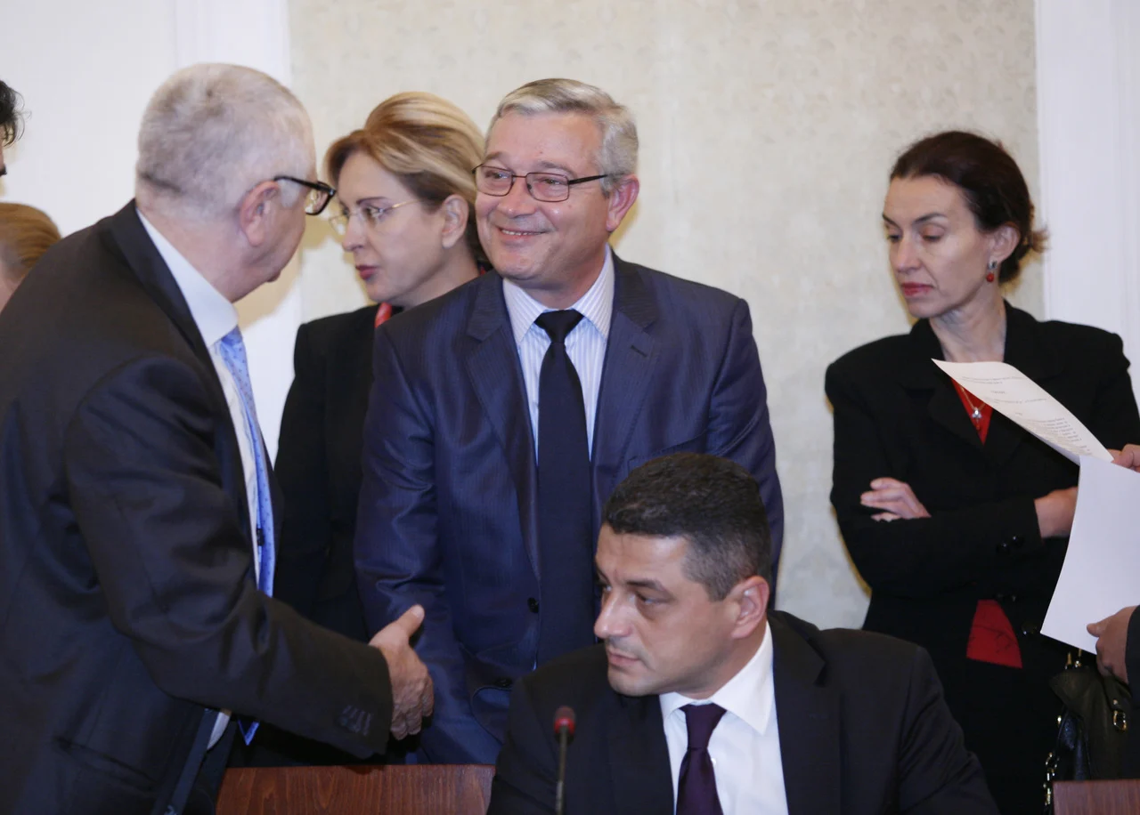 ПарламентПърво заседание на временната комисия по бюджет и финанси. Бяха разгледани докладът на БНБ за КТБ