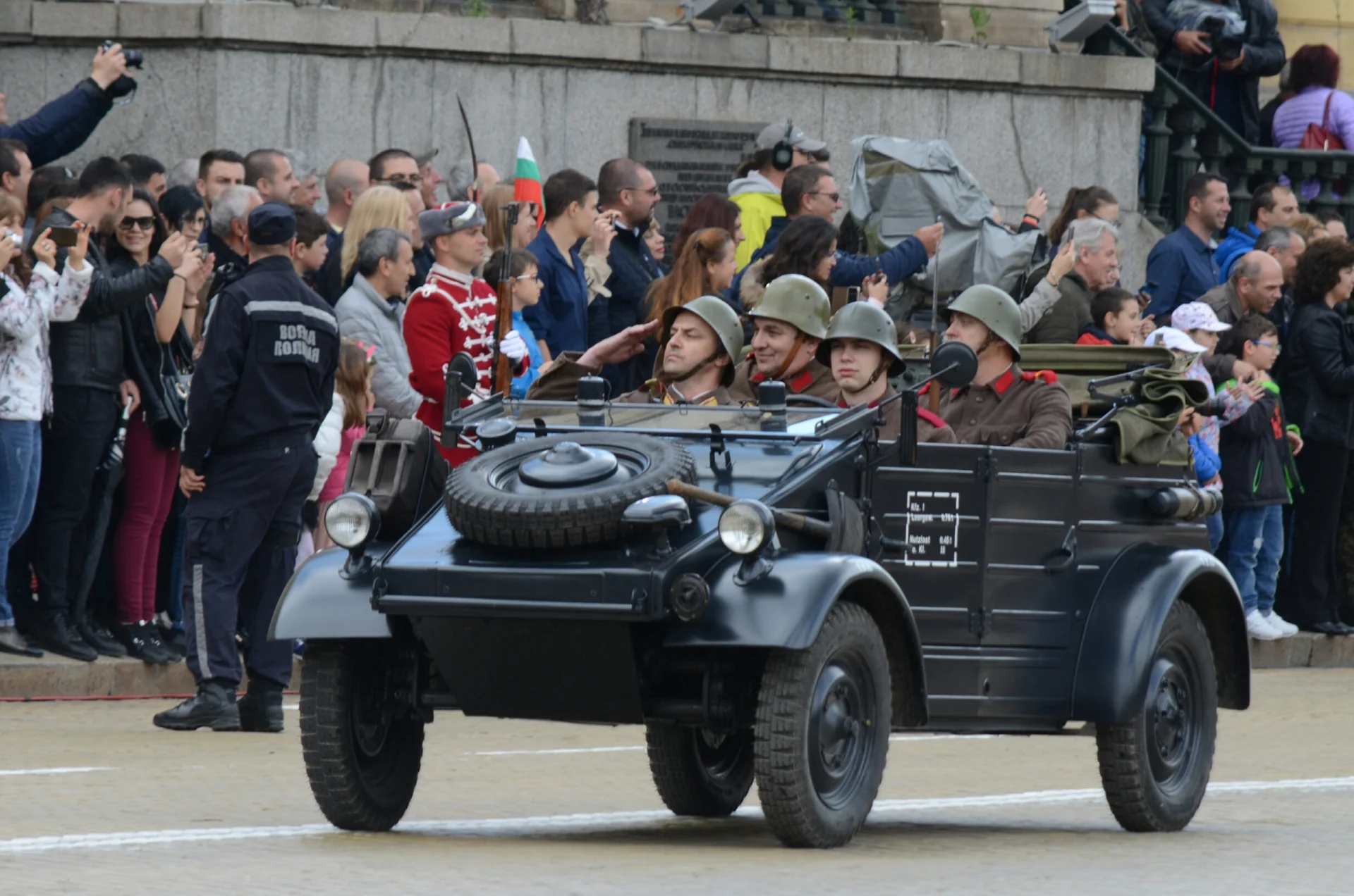 6 май парад военен Гергьовден
