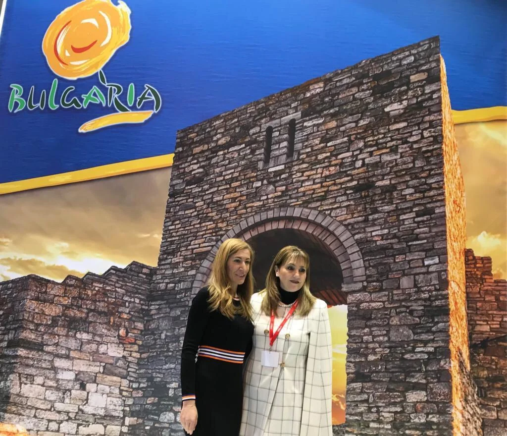 николина ангелкова