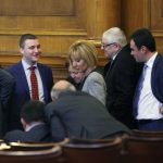 Парламент гласуване на външен дълг Владислав Горанов - министър на финансите и Мая Манолова