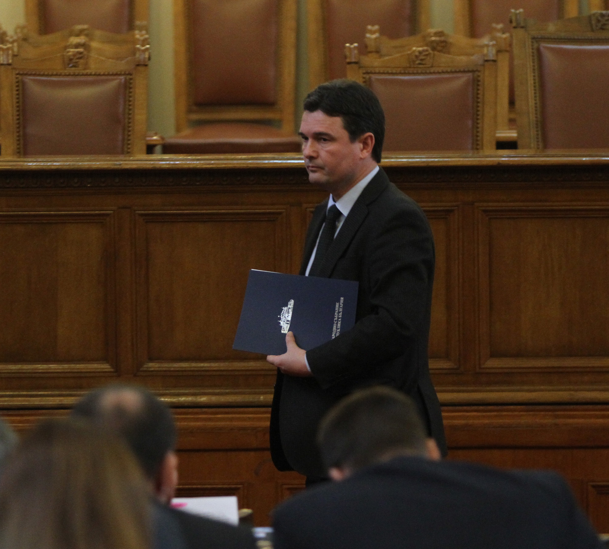 Парламент  Найден Зеленогорски