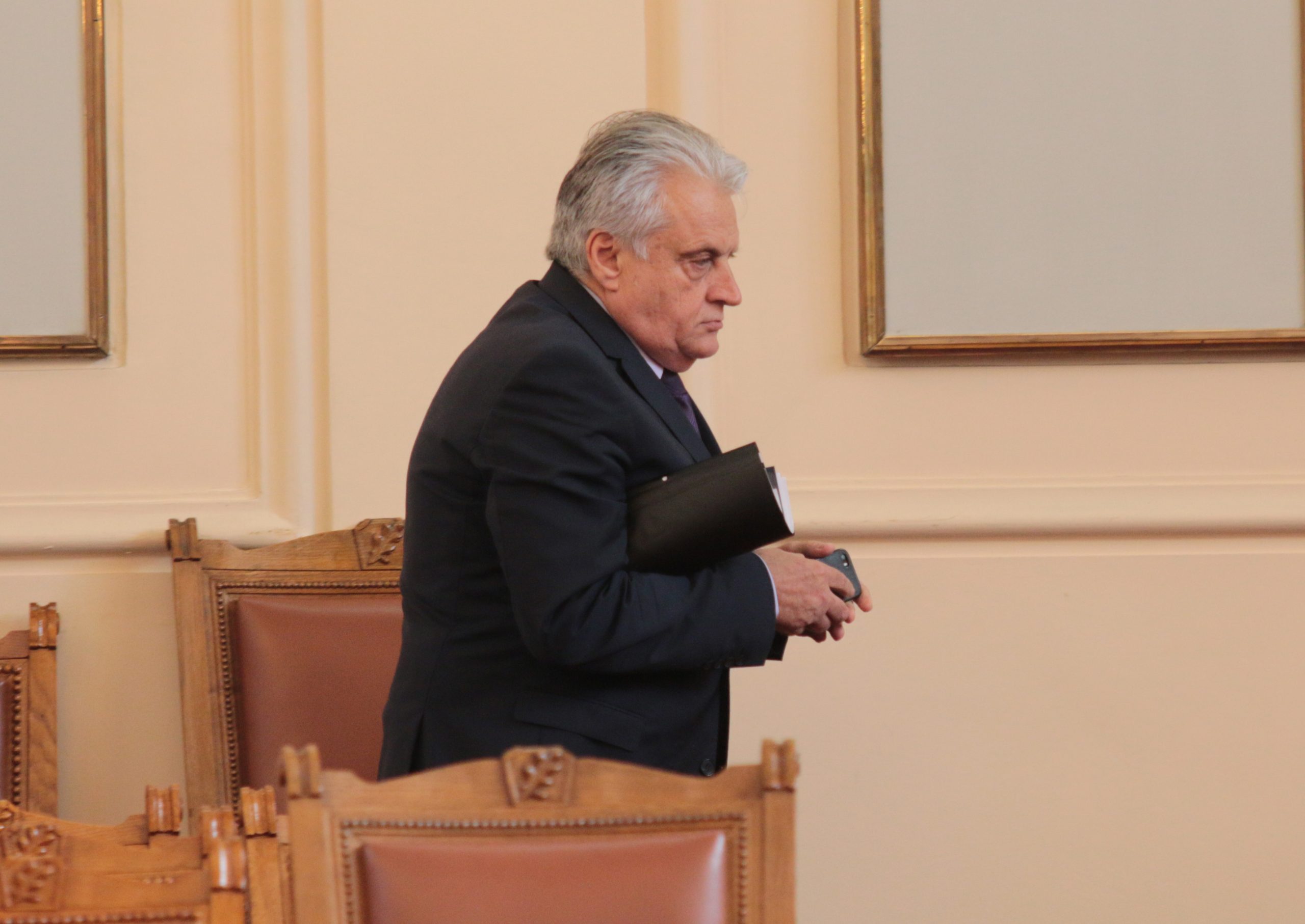 Парламент Бойко Рашков