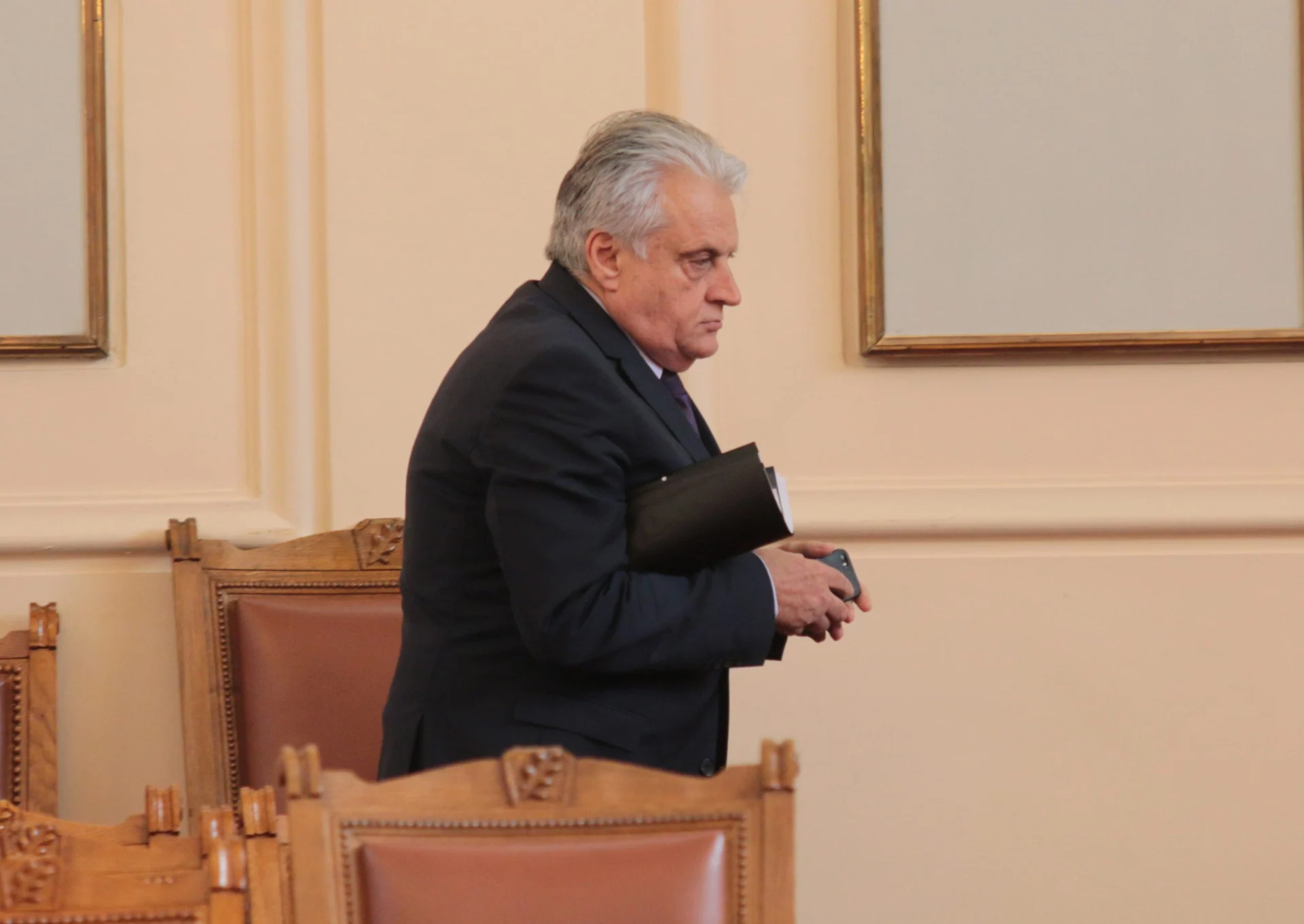 Парламент Бойко Рашков