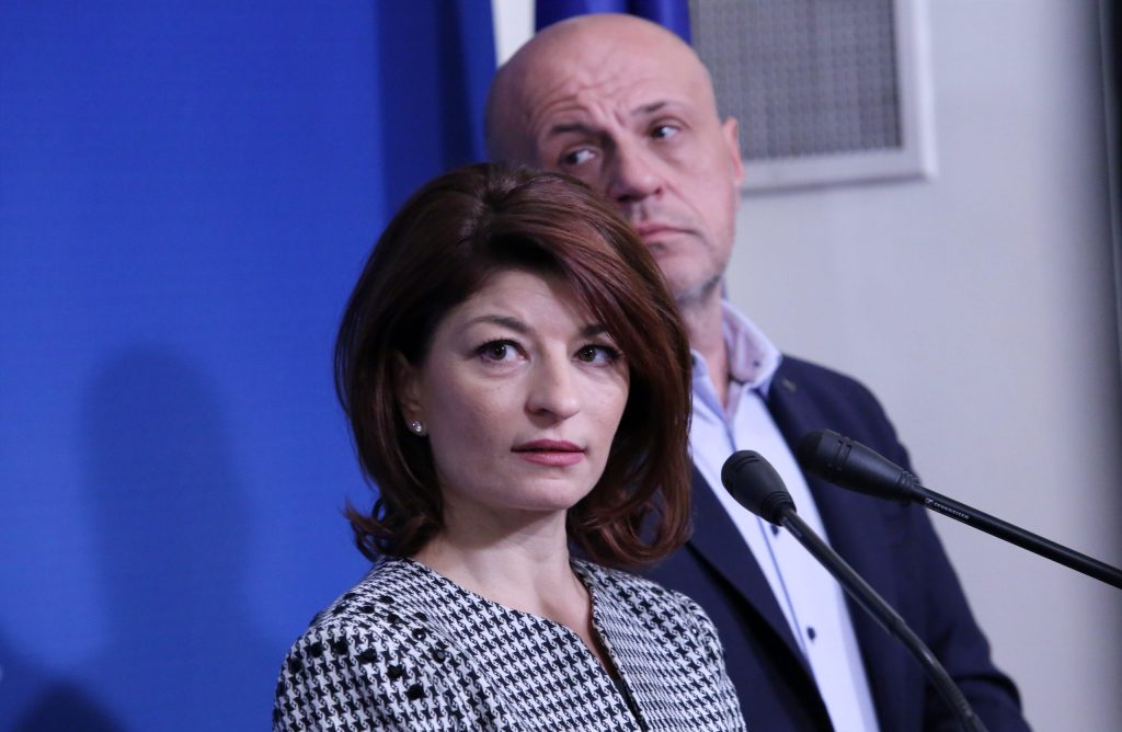 ГЕРБ-СДС настоява да има състав и структура на МС, ПП-ДБ отговаря уклончиво 7 Парламент Десислава Атанасова