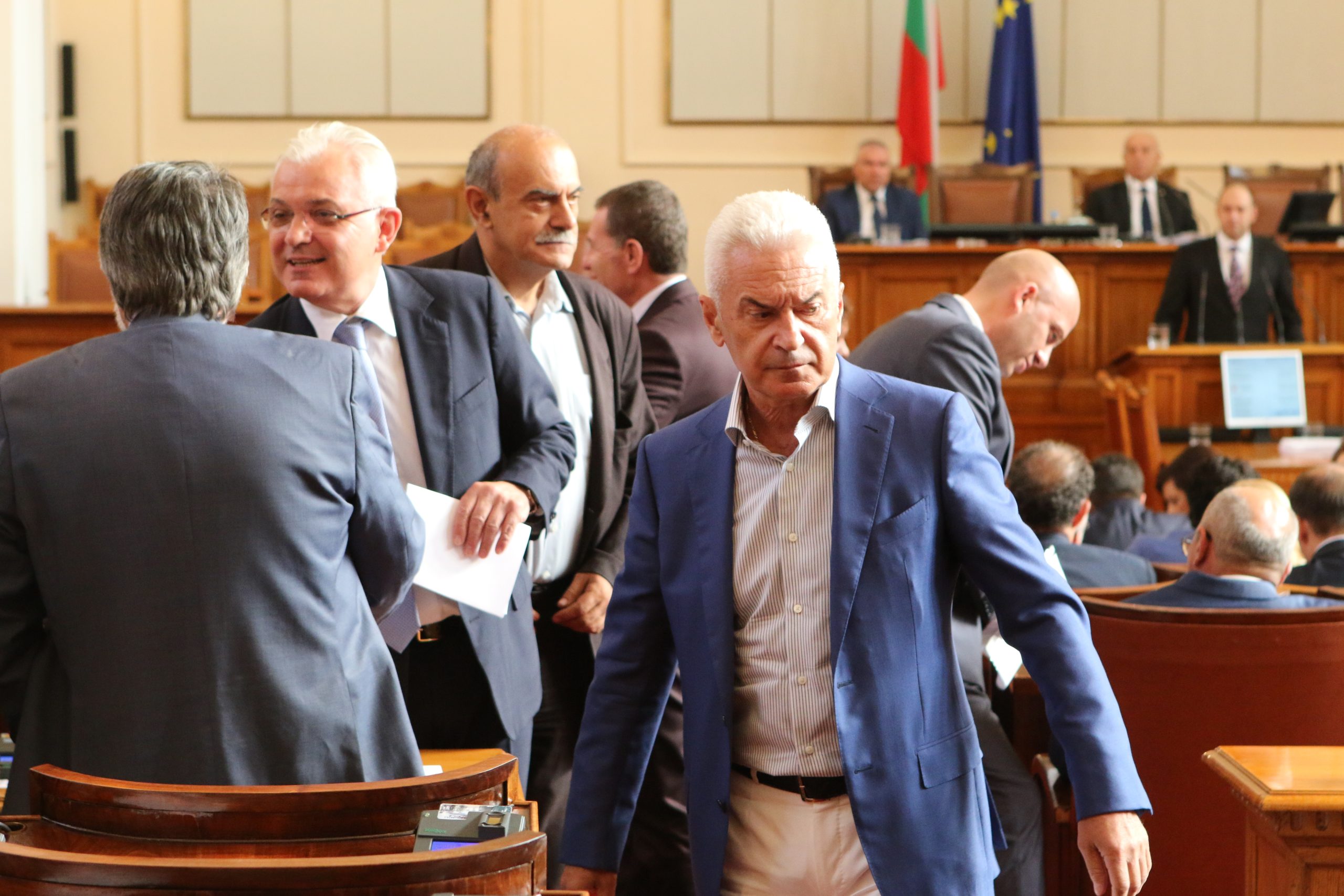 Парламент Волен Сидеров