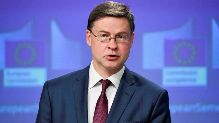финанси