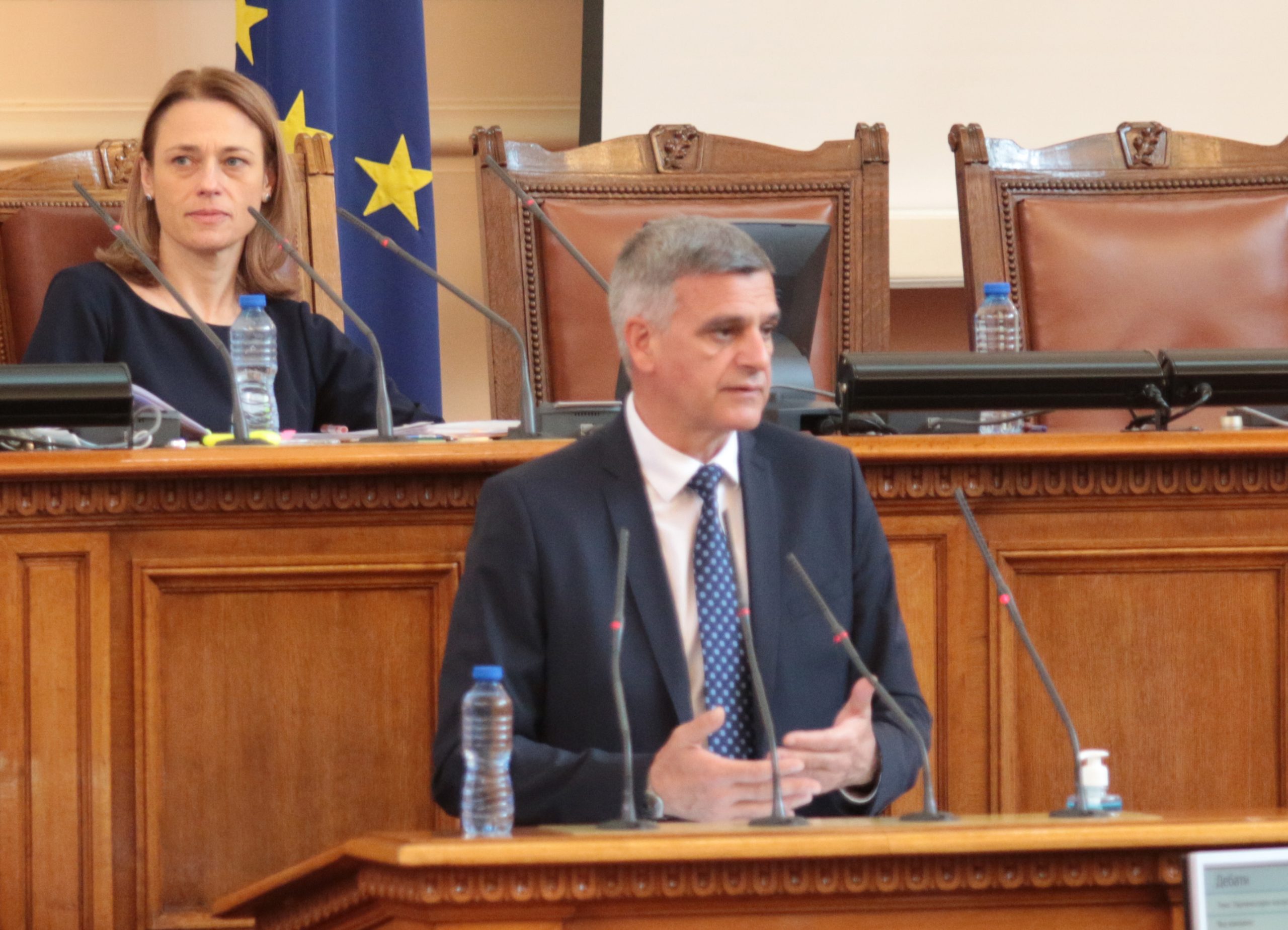 Парламент Стефан Янев министър - председател