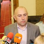 Парламент Любомир Каримански