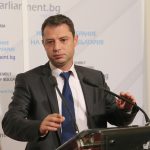 Парламент Делян Добрев