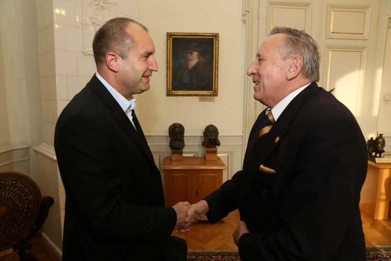румен радев