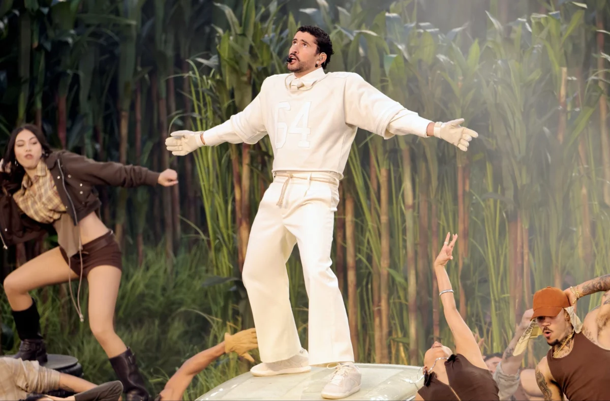 Bad Bunny Супербол LX