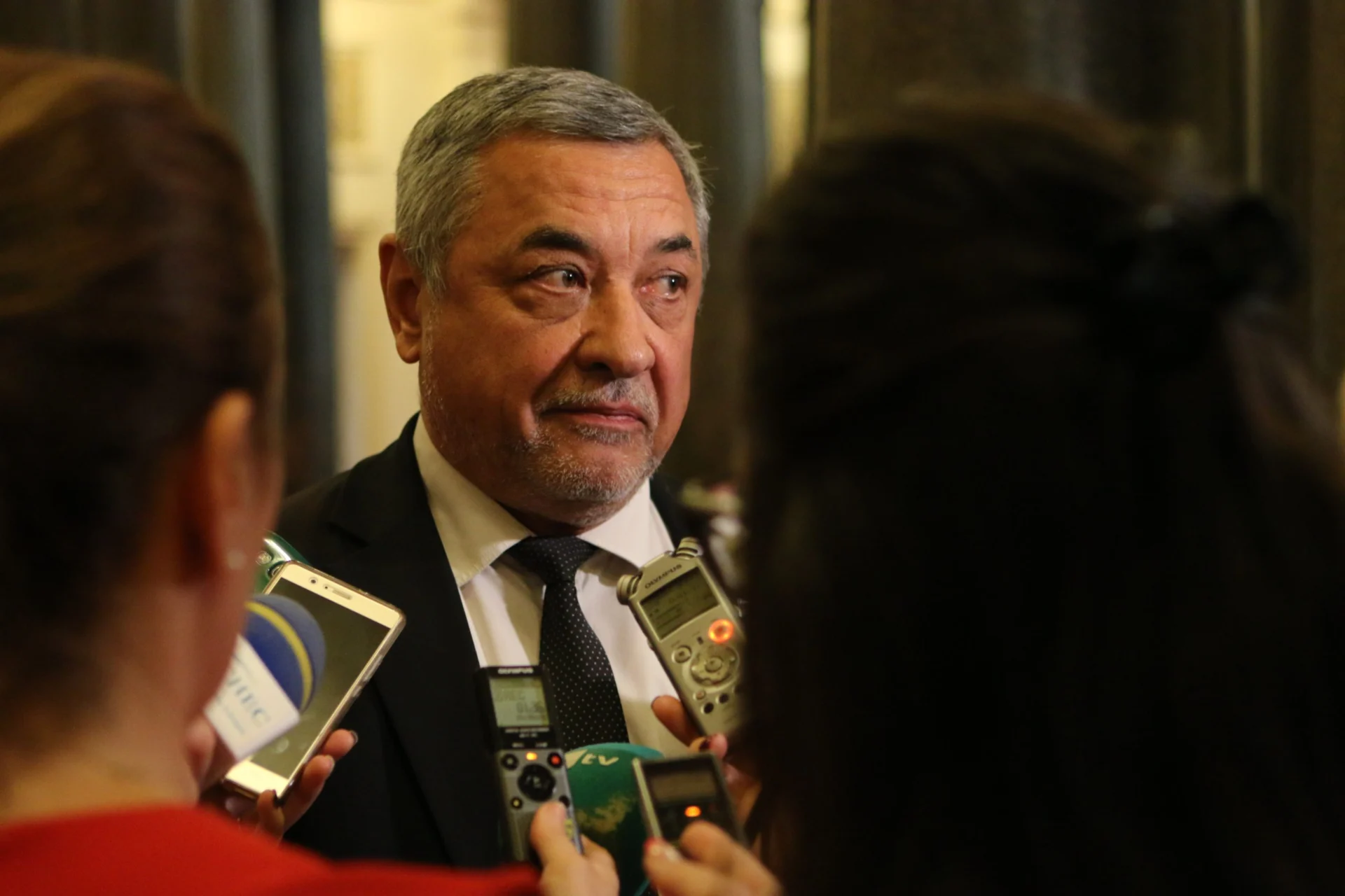 Парламент Валери Симеонов