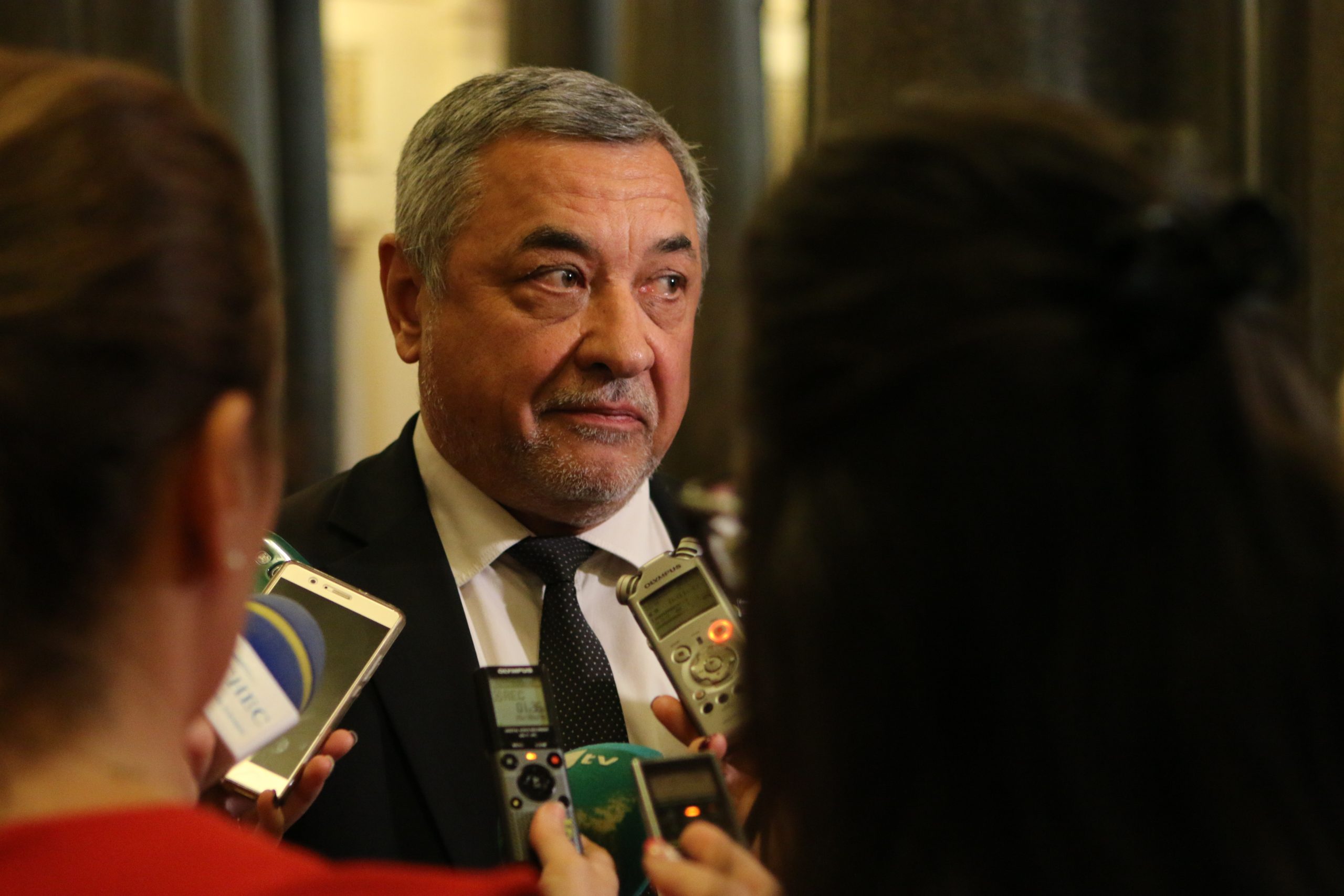 Парламент Валери Симеонов