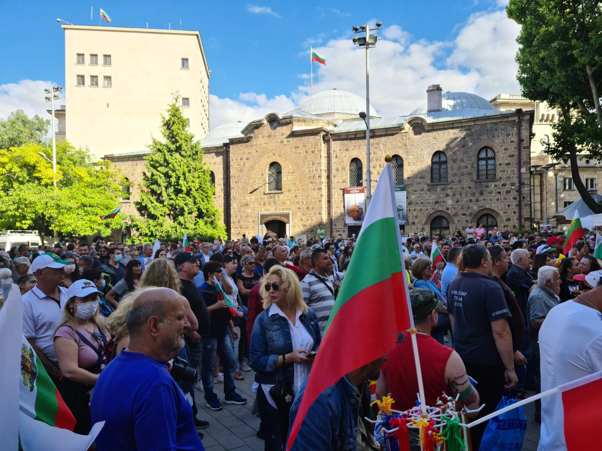 Пети ден протести в София