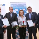Връчване на награда на Баварскто представителство Любен Петров зам. мин. на икономиката
