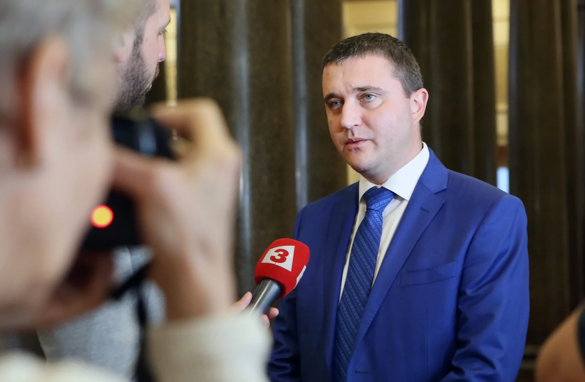 Парламент Владислав Горанов